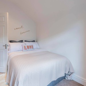 80HooleLaneWEB 24 80HooleLaneWEB 24