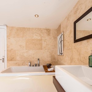 80HooleLaneWEB 5 80HooleLaneWEB 5