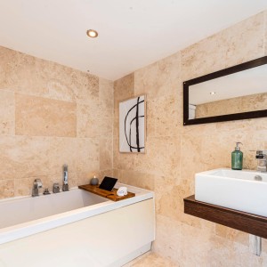 80HooleLaneWEB 7 80HooleLaneWEB 7